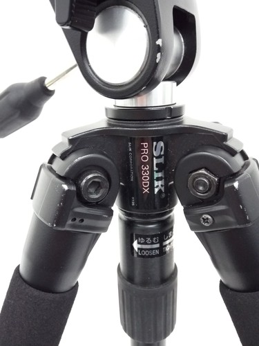 SLIK AMT PRO 330DX Tripod with 3-Way Pan Head - Sturdy Camera Support - Picture 8 of 9