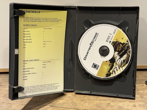 Counter Strike Source PC Half Life 2 Deathmatch Day Of Defeat 2005 Computer Game - Picture 5 of 8