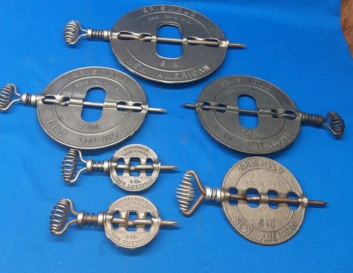 Menge 6 sehr schöne Vintage Gridwold 9" 7" 5" 3" Gusseisen Wende Dämpfer