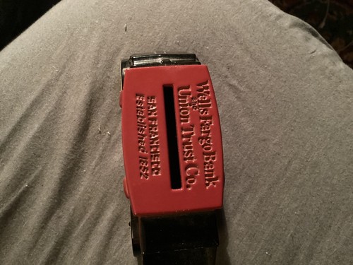 Wells Fargo & Union Trust San Francisco Metal Stagecoach Bank W/Key Vintage 1998 - Picture 3 of 4