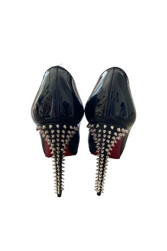 Christian Louboutin Very Prive Black Studded Spike Heels Patent Leather New 40 9 - Picture 2 of 5