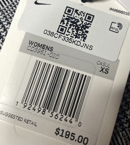 Nike Sleeveless Crop Top Knit Black White Oreo CD3961 010 Womens Size XS - Picture 6 of 6