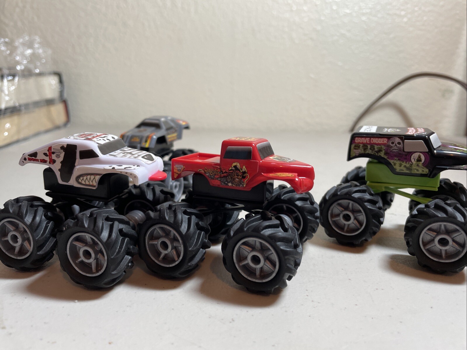 Picture 4 of 11