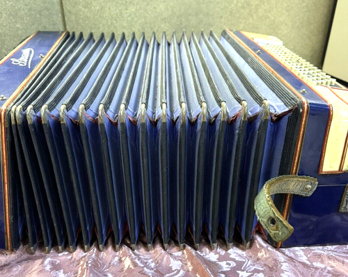 Aus Sammlungsauflösung:  Strauss Akkordon - 80 Bässe - Rarität  #126 - Bild 8 von 11