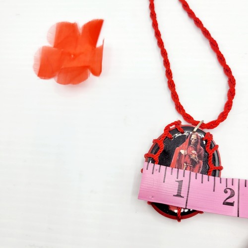 Santa Muerte Escapulario de Madera Roja / Heiliger Tod Holzskapulier rot  - Bild 8 von 8