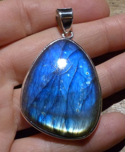 O&co Pendentif Labradorite naturelle cabochon protection cadeau noël - Imagen 4 de 5