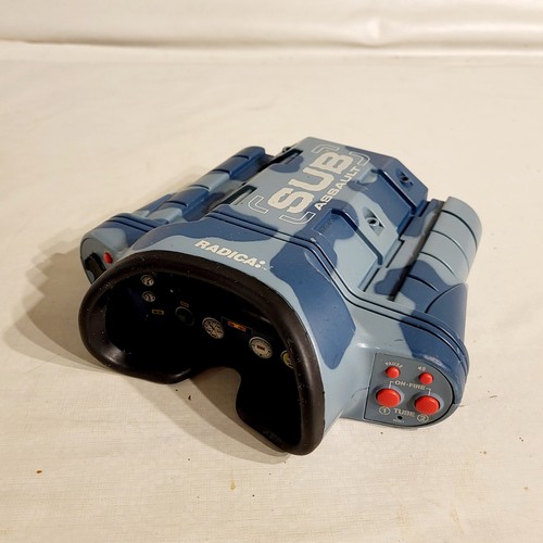 RADICA SUB ASSAULT Handheld Electronic Game  Fully Working  - Picture 4 of 8