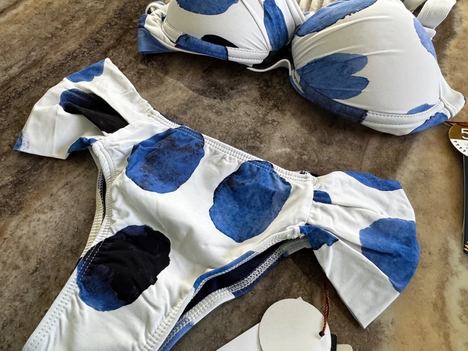 NUEVO CON ETIQUETAS - Talla XL - Bikini Karla Vivian Beachwear Azul y Blanco Polk A Dot - Brasileño Foto 2 de 3