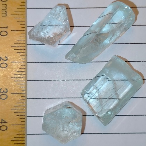 Aquamarine & Goshenite rough gemstones natural raw crystals lot Shigar 57.5ct - Picture 7 of 7