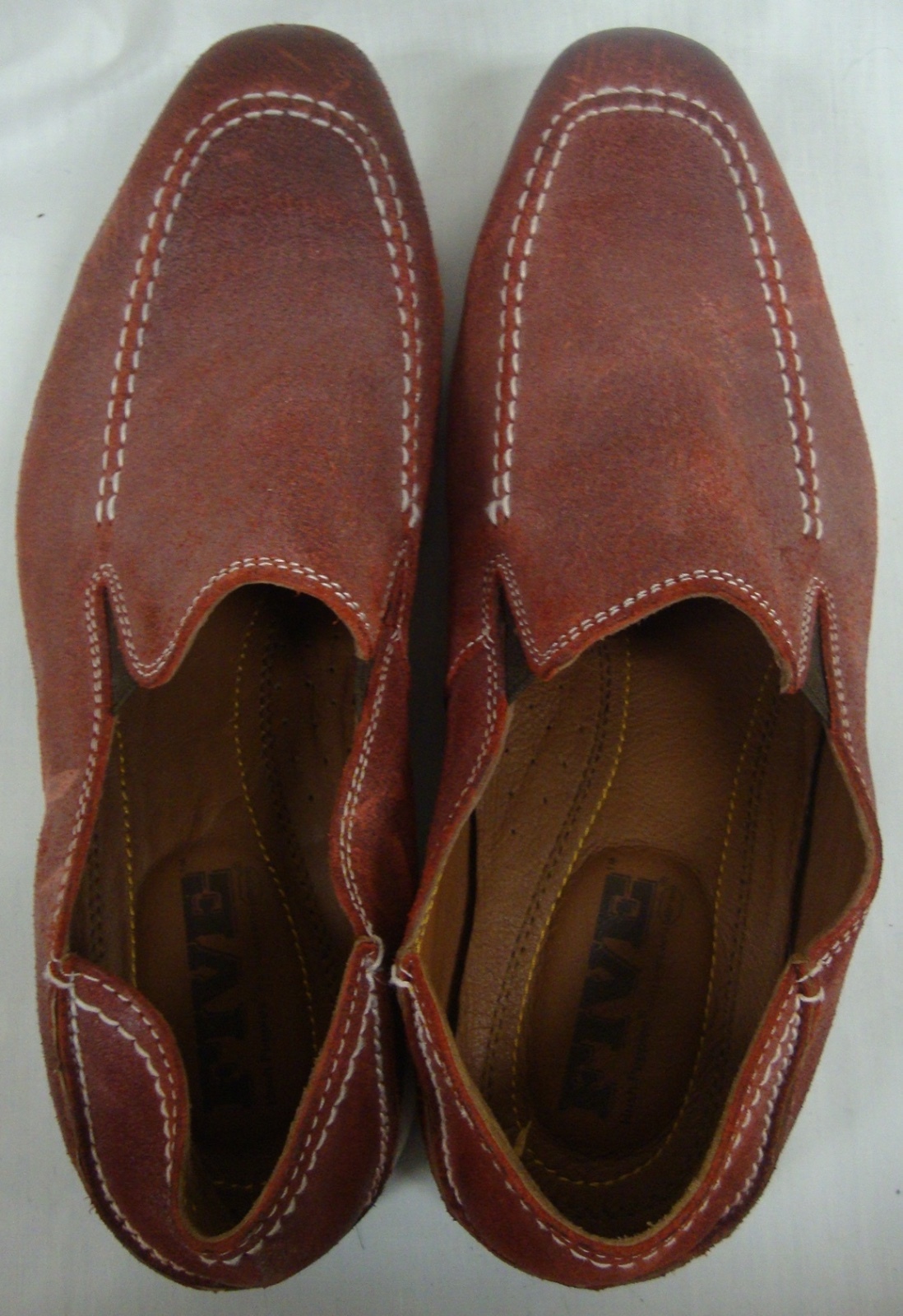 FIVE HUSH PUPPIES VIBRAM RED SLIP ON LOAFER SHOES WITH WHITE STITCHING MENS SZ 8 eBay
