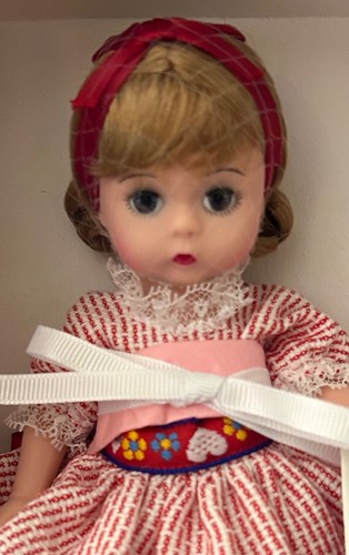 First-Rate 1999 Vintage Madame Alexander 8" Doll, School Days 80570, NIOB w/Tag - Picture 2 of 11