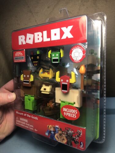 Juego de 9 piezas de figuras y accesorios Roblox Mount of the Gods y código de artículo virtual - Imagen 3 de 4
