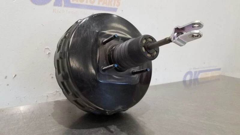 2008-2017 Toyota Sequoia Power Brake Booster 5.7L (3URFE engine) Foto 2 de 4