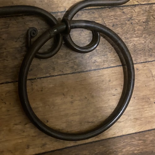 Antique Style Ornate Brown Metal Towel Ring Hooks Towel Holder Wall Mounted - Picture 22 of 24