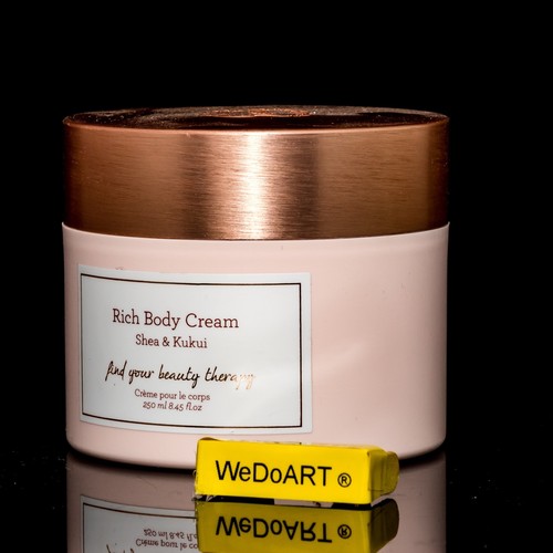 Crema corporal rica Laline Shea & Kukui 250 ml | 8,45 fl. oz - Imagen 1 de 4