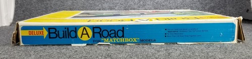 VTG LESNEY MATCHBOX LARGE BUILD A ROAD SET W/BOX - Picture 9 of 12