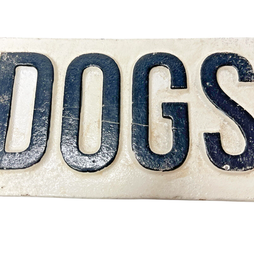 Cast Iron Dog Sign Black and White Rustic Wall Plaque 13.7cm Farmhouse Decor - Picture 2 of 6