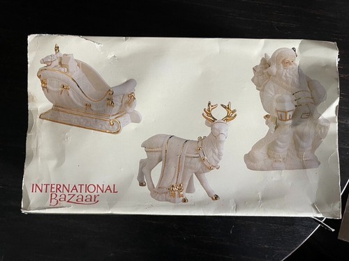 International Bazaar Christmas 3 Porcelain Figure Set: Santa, Sleigh & Reindeer - Picture 16 of 18