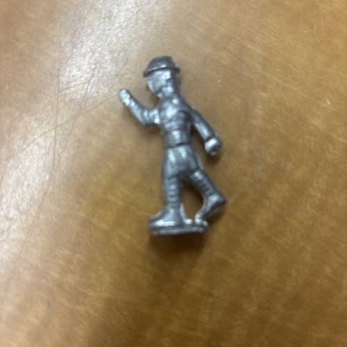 Vintage antique lead metal toy soldiers Army Men type 2 Inches Tall - Picture 4 of 7