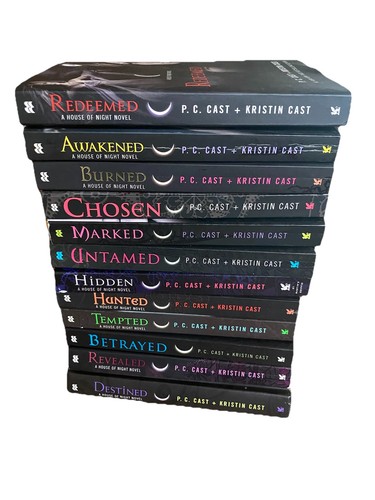 Kompletter Seriensatz HOUSE OF NIGHT 1-12 P. C. Guss Lot 12