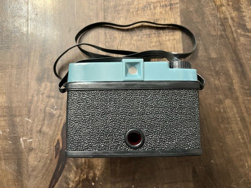 Diana F+ 120 Film Camera Lomography 75mm - Blue - Picture 2 of 3