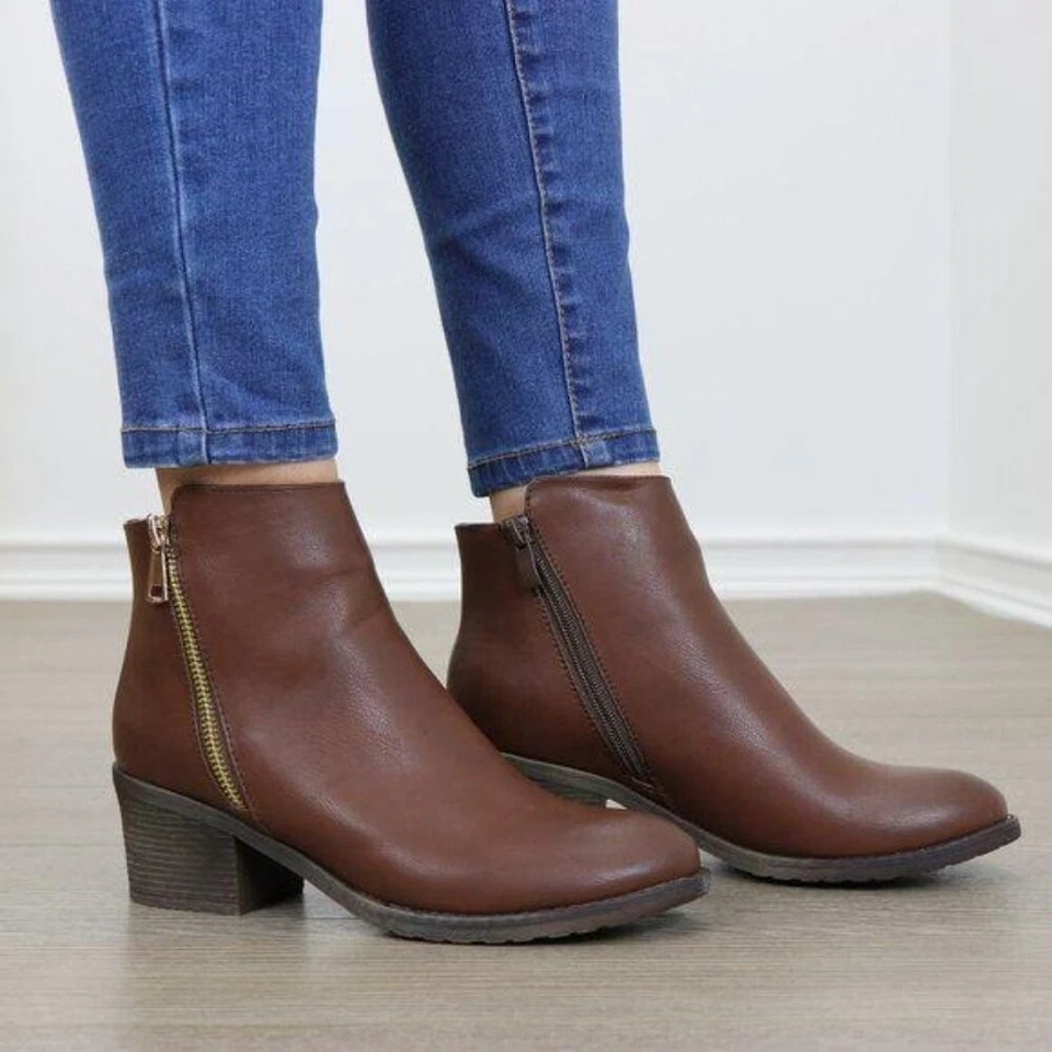 Botines Bloque Tacón Grueso Bajo Cremallera Dorada Marrón Imitación Cuero Foto 2 de 4