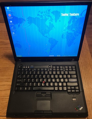 Thinkpad T60 15" - XGA w/intel GPU, 1.83ghz, 2gb, 80gb HDD, Win XP, complete - Picture 1 of 5