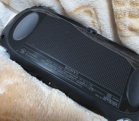 Sony PlayStation Vita PS VITA 3G/Wi-Fi PCH-1100 OLED Handheld Console Black