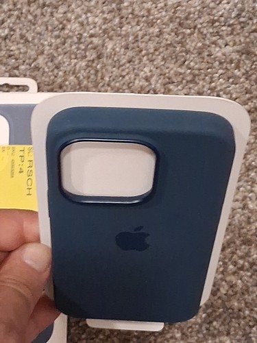 Apple Silicone Case with MagSafe for iPhone 14 Pro - Storm Blue - Photo 6 sur 8