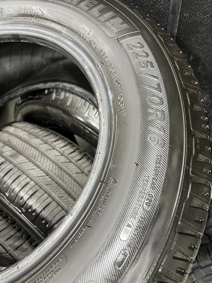 Michelin 225 70 R16 Foto 2 de 2
