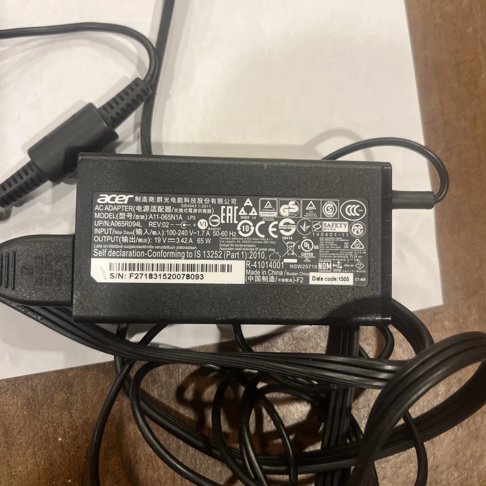 Lof of 10 宏碁 A11-065N1A 19V 3.42A 65W 正品原装交流电源适配器 — 第 2/4 张图片