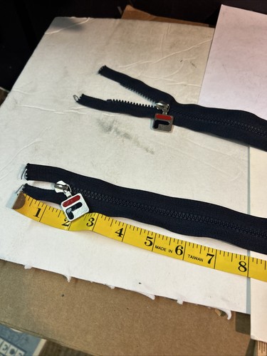 Vintage FILA ITALIAN LOGO CARM 22" PLASTIC ZIPPER LOT OF 2 - Picture 4 of 5