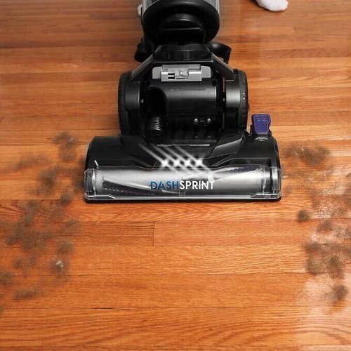 Eureka NEU612 DashSprint Anti-Tangle Upright Vacuum Cleaner w/ Headlights - Bild 7 von 9