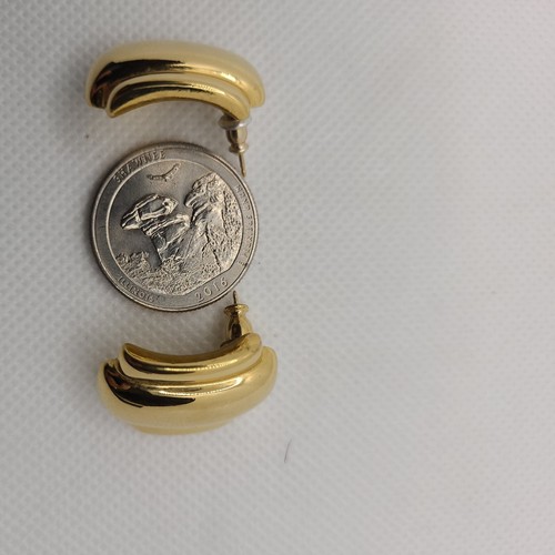 Vintage Napier Gold Tone Classic Earrings Pierced 1 Inch signed - Picture 5 of 5
