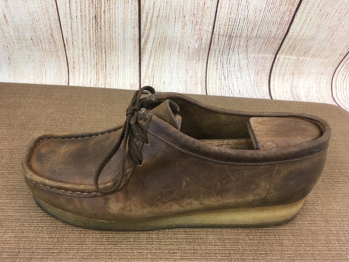 Womens Clarks Originals 38257 WALLABEE Brown Beeswax Chukka Shoes