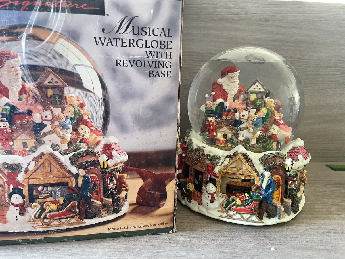 Kirkland Musical Waterglobe with Revolving Base Music Christmas