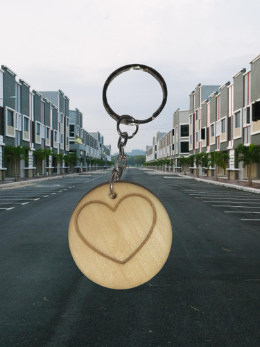 engraved,wooden round Squid Game Card Style Keyring,fantastic gift to fan - Picture 2 of 2