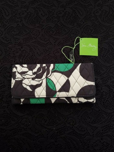 NWT Vera Bradley Imperial Rose Trifold Wallet Retired Pattern