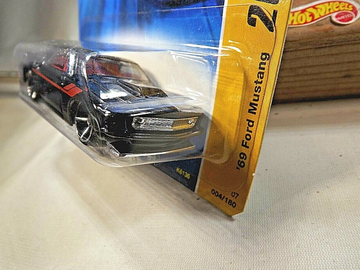 ミニカー Hot Wheels Lap 4 Eroded Ford Mustang Hot Wheels x Daniel Arsham Eroded Mustang | Mattel Creations