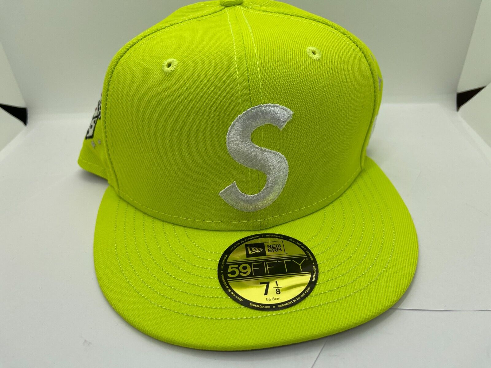 Supreme Characters S Logo New Era Neon Green Fitted Hat SS22 - Size 7 1/8 -  NEW
