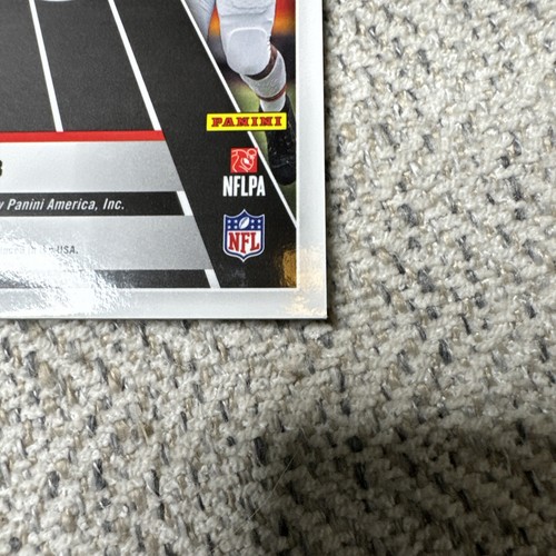 2023 Obsidian Nick Chubb Volcanic Electric Etch Green Auto #11/25 - Bild 8 von 10