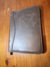 Day-timer 7 Ring Organizer Planner Faux Leather Zip Brown  8 1/2 x 5 1/2 Pages