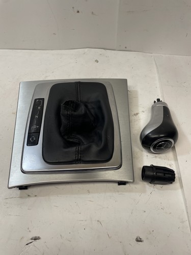 2008-14 Mercedes W204 C300 C250 Center Console Shifter Indicator Bezel/Boot/Knob - Picture 12 of 13
