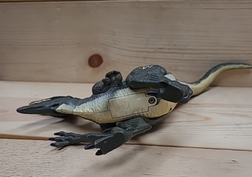 Hasbro 2015 Jurassic World VELOCIRAPTOR BLUE Figure Growler Needs batteries - Picture 4 of 8