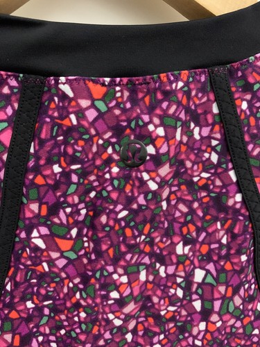Lululemon Tidal Flow Rashguard Neu mit Etikett Größe 6 PRSE/BLK Schwimmoberteil Aquelu UPF 50+ selten - Bild 9 von 10