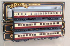 MAINLINE 37-111 37-112 RAKE of 3 BR PANELLED 57' COMPOSITE & BRAKE COACH og