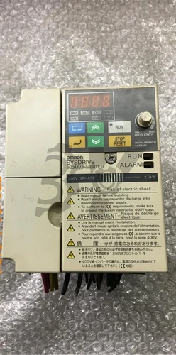 Used One Omron Frequency converter 3G3MV-A4022 380V 2.2KW