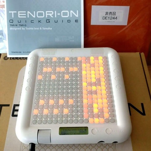 Yamaha TENORI-ON White Digital Controller Synth + Original Case - Rare Japan - Picture 2 of 18