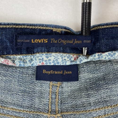 Levis The Original Jean Women's Sz. 10M Blue Boyfriend Jean ~28" Inseam - Picture 10 of 11
