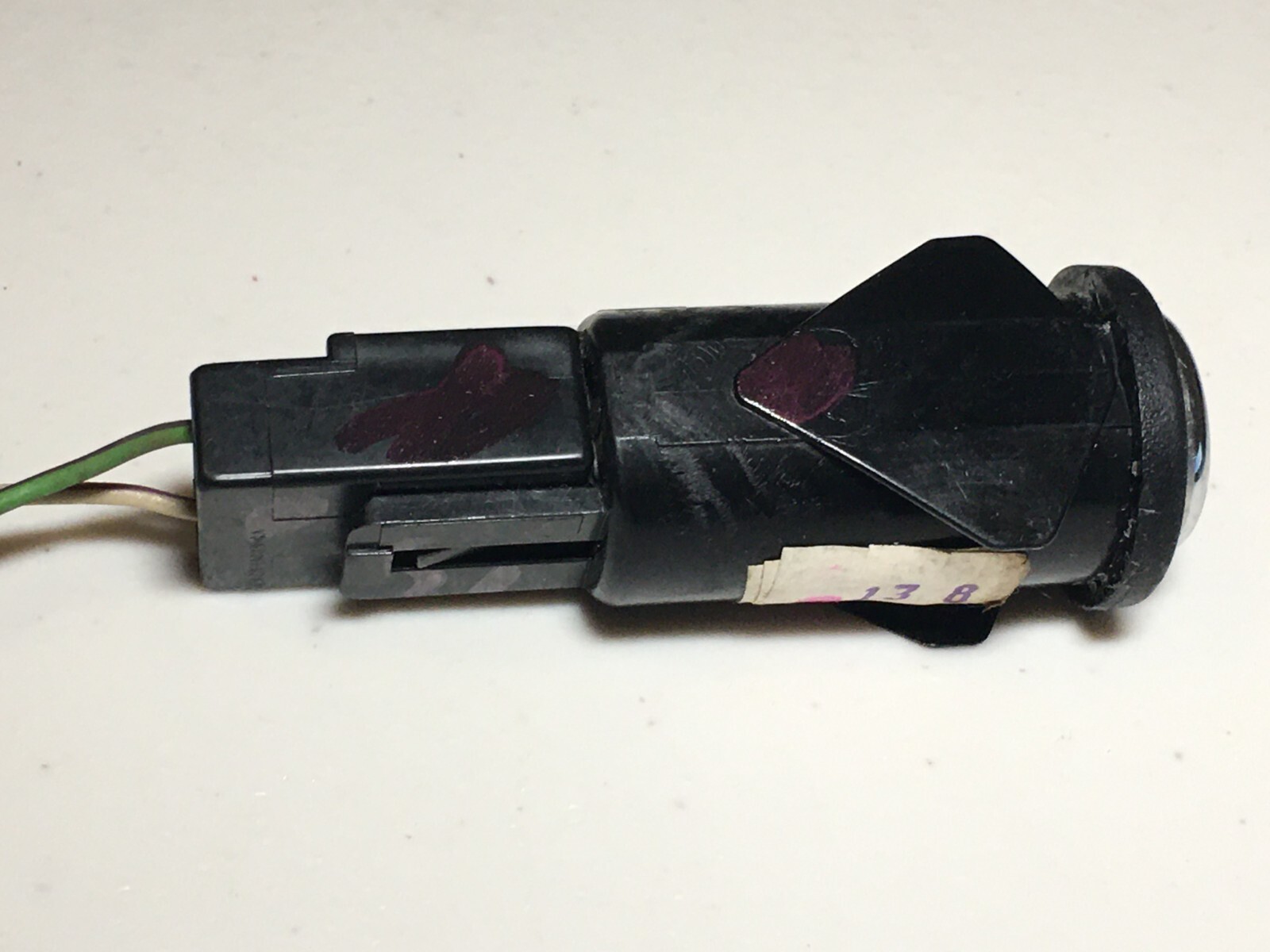 Ford Crown Victoria Trunk Lid Door Release Switch Button With Lock No